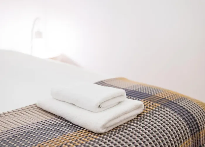 Guestready - Mezuzah Πόρτο