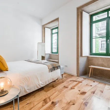 Guestready - Mezuzah * Porto